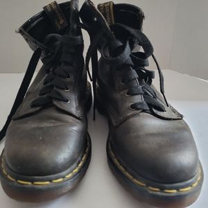 Doc Marten's 8 hole Boots